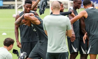 欧足联官方：切尔西巴萨等俱乐部因财务违规被罚款