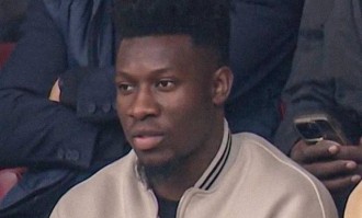 阿莫林拒绝保证奥纳纳首发！曝曼联500万可回购德赫亚，签新贵机会更大