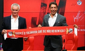 表演开始！两周连升10位，穆里尼奥不只是神奇，还有知遇之恩