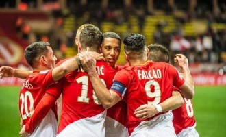 摩纳哥VS热刺！法甲劲旅主场争生机，英超豪门冲小组榜首