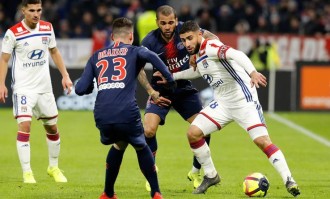 法甲两极对决：南特主场保级生死战 朗斯冲冠路上的&quot;铁桶阵&quot;考验