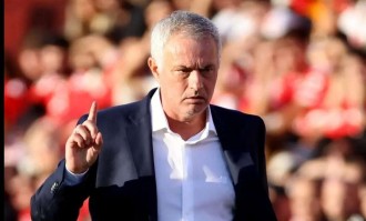 4球狂飙+92分钟绝平！穆帅一夜让全欧清醒，皇马利物浦惊魂过关