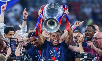 金童奖悬念升级！巴黎妖锋欧冠封神，巴萨太子爷库巴西高情商回应：他配得上！