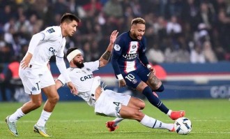法甲焦点战前瞻：巴黎圣日耳曼 VS 朗斯，巅峰对决一触即发