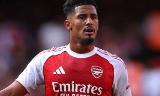 阿森纳后卫萨利巴最新伤情出炉，脚踝扭伤预计缺阵一个月