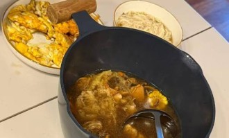 杨瀚森身处美国晒“家的味道” 季前赛首战对阵勇士