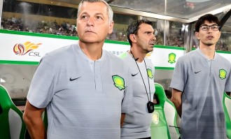 法甲名帅自荐要来鲁能执教！韩鹏愿主动下课为他让位，曾执教国安