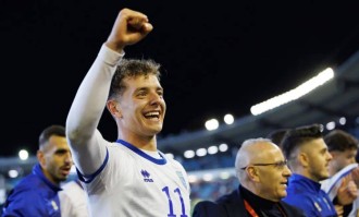 莱万接班人？巴萨相中德甲1米91神锋 开赛7场独造7球