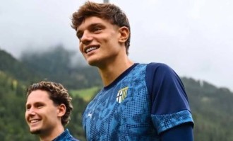 着眼未来！利物浦3500万欧元敲定意甲18岁中卫，来奥尼能接班范戴克吗