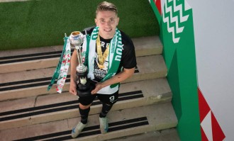 维克托·吉奥克雷斯转会风波：阿森纳与曼联的竞逐与博弈