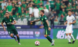 中超联赛：北京国安憾负上海申花，塞蒂恩这是在下了一步错棋？