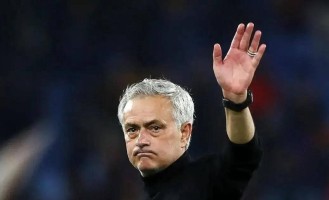 把自己活成了穆里尼奥！曼城宜尽早与瓜迪奥拉分手