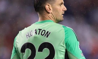 曼联陪练或首发战阿森纳！接洽大巴黎门神后放弃，签他耗费8000万