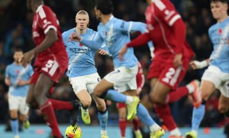 剧本改了？曼城新年喜提三连平，连丢6分后目送枪手越跑越欢