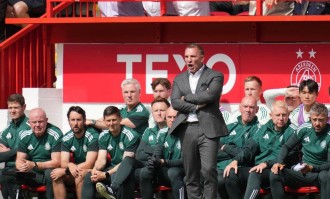 52岁罗杰斯率欧冠前冠军遭遇大冷门，主场0-0战平哈萨克超弱旅