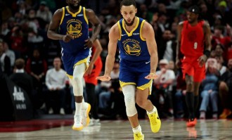 库里拿高分不再等于胜利 勇士这轮衰退谁该负主责？