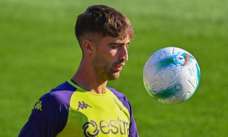 AC米兰新援德温特：年轻后卫将如何填补佳夫的空缺？