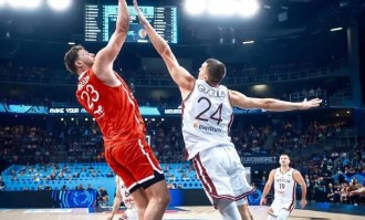 欧洲杯各队NBA球员表现:马卡爆发约老师高效 铂金最低迷