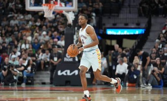 福克斯遭遇腿筋伤势 将缺席新赛季首周比赛