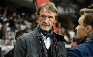 曼联老板称英国被移民殖民，政坛高层吵翻了