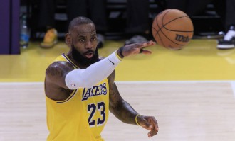 丹尼-格林：乔丹GOAT詹姆斯第二 科比技术最好