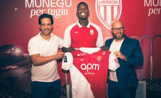 32岁博格巴，加盟法甲亚军，签约时崩溃痛哭，服药遭禁赛两年无球可踢