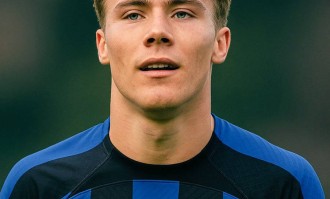 国米或直接买断霍伊伦德，但曼联需降价到4000万！球员已同意加盟