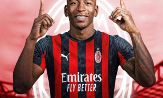 意甲转会大地震！穆帅欲签恰20米兰马竞补强埃基蒂克签约6年