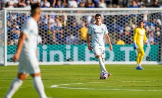 球迷怒批！世俱杯首战梦游，欧冠惨败阴影再现，蓝黑军团小组出线悬了？