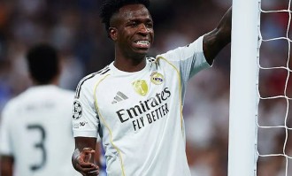 在阿隆索麾下受冷落，维尼修斯对皇马生涯失去信心