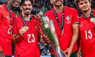 巴黎葡萄牙四人帮 冲击单赛季7座奖杯 已夺5冠