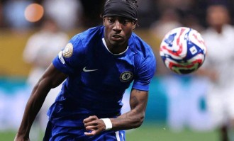 马杜埃克动情告别切尔西，5200万英镑转投阿森纳引争议