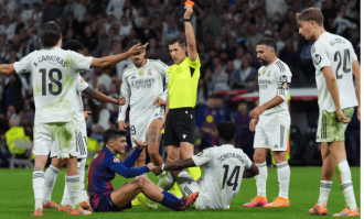 冲动的惩罚！一场2：1让西甲两大豪门付出惨重代价，1人染红6张黄牌