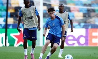 埃泽转会热刺？阿森纳虎视眈眈，夏季转会市场暗潮涌动