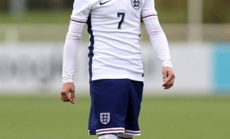 曼联阻止青训新福登过早首秀！担心重蹈青木覆辙，目前不适合登场