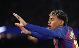 西甲积分最新战报：巴萨豪取七连胜领跑榜首，黑马西班牙人紧追马竞