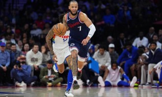 自由球员科菲加盟雄鹿 此前6年均效力于快船