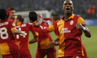 欧冠：加拉塔萨雷对阵利物浦，实力对比与前景展望