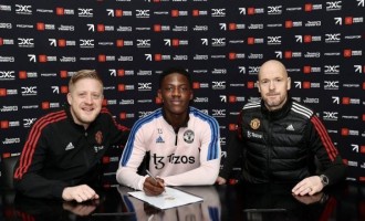 记者：曼联青训总监将加入埃弗顿，他任职期间曼联有38名青训首秀