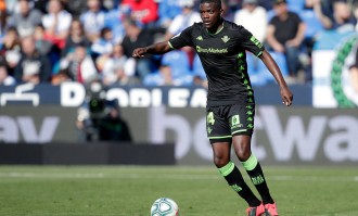 西甲夏窗风云：贝蒂斯功勋卡瓦略前途未卜，国米帅位拉响警报西蒙尼成“梦想选项”