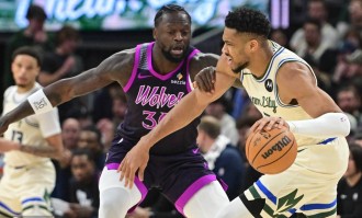 字母哥25分兰德尔29+8+6 雄鹿不敌森林狼