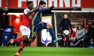 法甲中游卡位战收官夜，23:15 见证攻防博弈