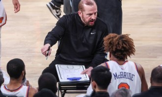 锡伯杜下课究竟冤不冤？铁血篮球成就他也害了他