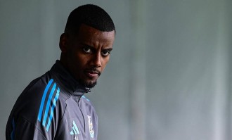 伊萨克坚决退出纽卡，瞄准利物浦转会