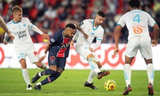 欧冠焦点战！拜仁主场狂潮碾残阵，里斯本竞技客场求生难破魔咒