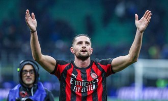 意甲国际米兰惜败AC米兰，此战绝非巧合，索默双拳难敌四手？